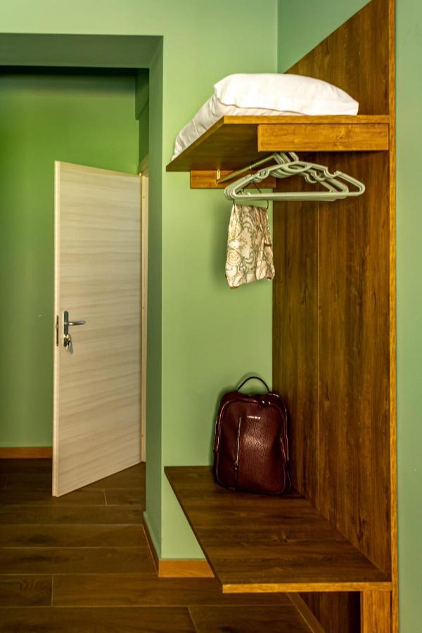 Incastro B&B In קרוטונה מראה חיצוני תמונה