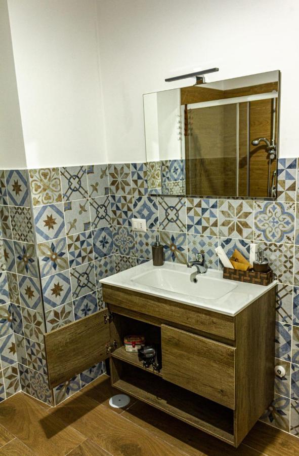 Incastro B&B In קרוטונה מראה חיצוני תמונה